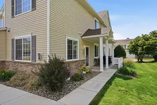 4705 Blaylock Way, Inver Grove Heights, MN 55076 - Photo 2