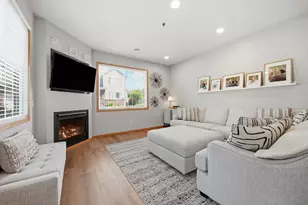 4705 Blaylock Way, Inver Grove Heights, MN 55076 - Photo 6