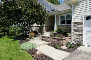 6065 Seamans Dr, Shorewood, MN 55331 - Photo 2