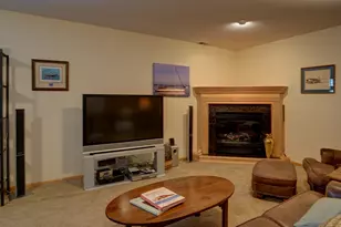 6065 Seamans Dr, Shorewood, MN 55331 - Photo 34