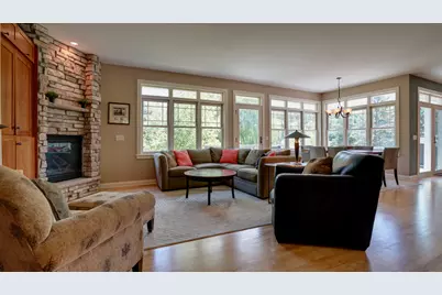 6065 Seamans Drive, Shorewood, MN 55331 - Photo 8