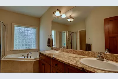 6065 Seamans Drive, Shorewood, MN 55331 - Photo 22