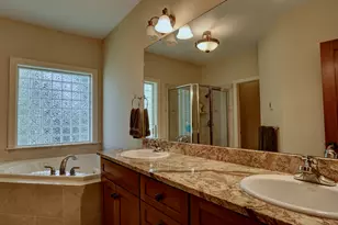 6065 Seamans Dr, Shorewood, MN 55331 - Photo 22
