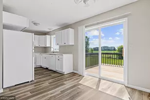 1469 142nd St, New Richmond, WI 54017 - Photo 6