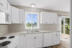 1469 142nd St, New Richmond, WI 54017 - Photo 10