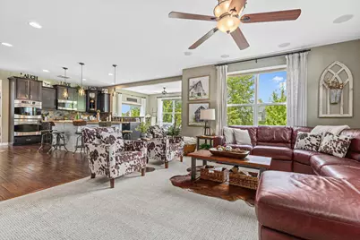 617 Eastgate Parkway, Mahtomedi, MN 55115 - Photo 6