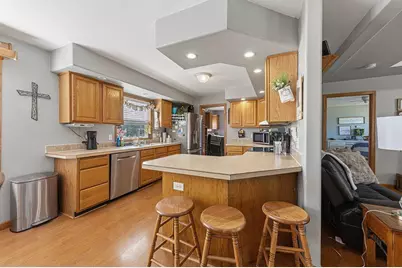 228 Plum Run, Le Sueur, MN 56058 - Photo 4