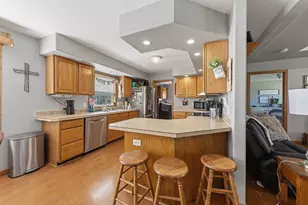 228 Plum Run, Le Sueur, MN 56058 - Photo 4