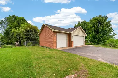 806 Marion Street SE, Isanti, MN 55040 - Photo 32