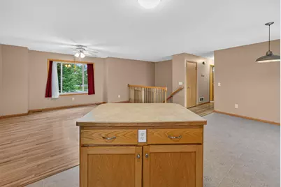 806 Marion Street SE, Isanti, MN 55040 - Photo 4