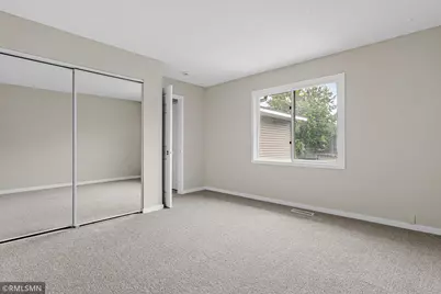 7654 Dunmore Road, Woodbury, MN 55125 - Photo 28