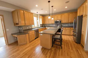 9756 211th St W, Lakeville, MN 55044 - Photo 18