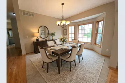9756 211th Street W, Lakeville, MN 55044 - Photo 4