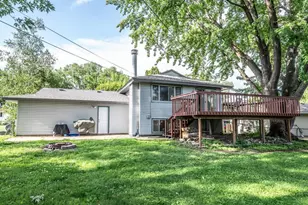 1083 Whitney Dr, Apple Valley, MN 55124 - Photo 24
