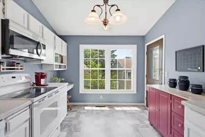 7477 W 110th Street, Bloomington, MN 55438 - Photo 8