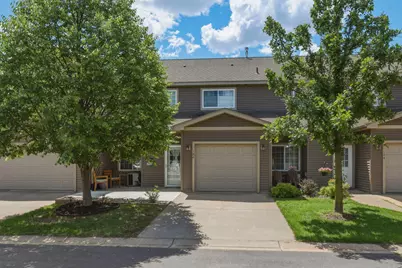 122 Taylor Avenue, River Falls, WI 54022 - Photo 2