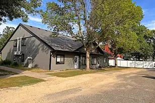 410 S Division St, Roberts, WI 54023 - Photo 2