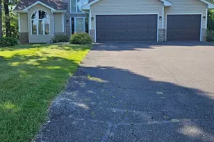 1432 Cloud Dr NE, Blaine, MN 55449 - Photo 2