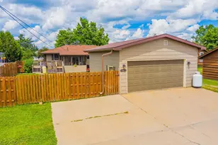1228 20th St S, Virginia, MN 55792 - Photo 2