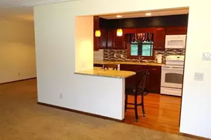 1627 Deerwood Dr, South Saint Paul, MN 55075 - Photo 10