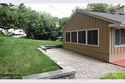 1627 Deerwood Drive, South Saint Paul, MN 55075 - Photo 6