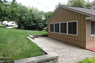1627 Deerwood Dr, South Saint Paul, MN 55075 - Photo 6