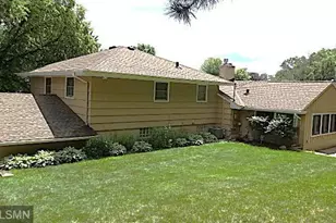 1627 Deerwood Dr, South Saint Paul, MN 55075 - Photo 4