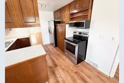3720 Quebec Avenue S, Saint Louis Park, MN 55426 - Photo 6