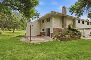 12095 71st Pl N, Maple Grove, MN 55369 - Photo 4