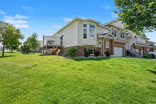 20015 Heritage Dr, Lakeville, MN 55044 - Photo 2
