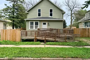 600 Strait Ave, Worthington, MN 56187 - Photo 2