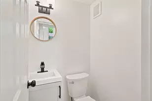 1273 Timbershore Ln, Eagan, MN 55123 - Photo 28