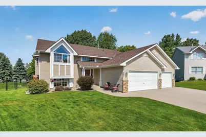 893 Marnie Circle S, Maplewood, MN 55119 - Photo 2
