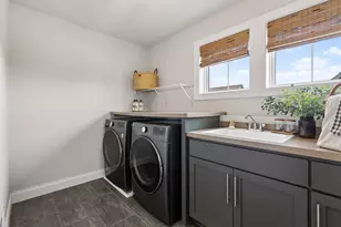 16497 Duluth Trl, Lakeville, MN 55044 - Photo 54