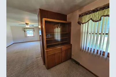507 S Elm Street, Lamberton, MN 56152 - Photo 8