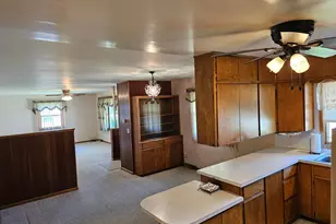 507 S Elm St, Lamberton, MN 56152 - Photo 8