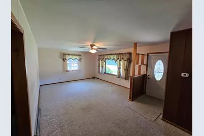 507 S Elm Street, Lamberton, MN 56152 - Photo 10