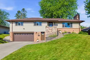 3404 Skycroft Dr, Saint Anthony, MN 55418 - Photo 1
