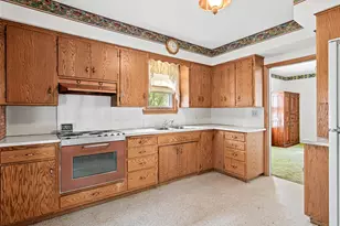 213 4th St W, Carver, MN 55315 - Photo 6
