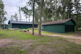 210 Oak Rd, Warroad, MN 56763 - Photo 2