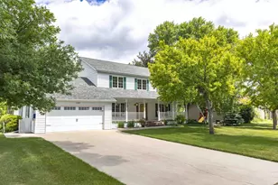 805 Pleasant Dr, Ada, MN 56510 - Photo 1