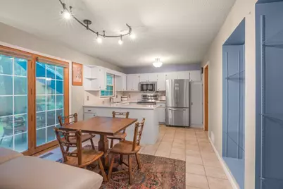 8133 Curtis Lane, Eden Prairie, MN 55347 - Photo 10