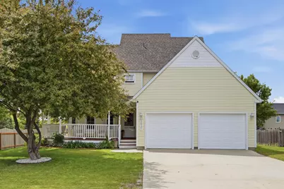 3921 5th Street S, Moorhead, MN 56560 - Photo 2