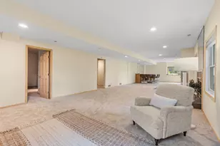 547 Abbey Way, Mendota Heights, MN 55120 - Photo 44