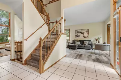 547 Abbey Way, Mendota Heights, MN 55120 - Photo 16