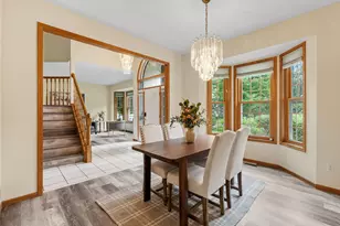 547 Abbey Way, Mendota Heights, MN 55120 - Photo 12