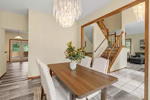 547 Abbey Way, Mendota Heights, MN 55120 - Photo 14