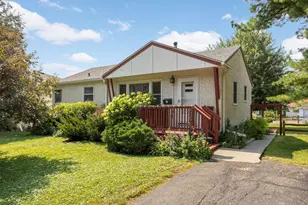 539 Frontenac Pl, Saint Paul, MN 55104 - Photo 1