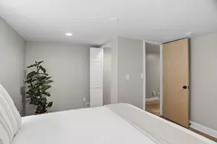 8516 Rich Ave S, Bloomington, MN 55437 - Photo 18