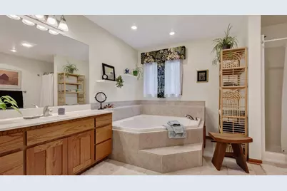 1224 Red Maple Ridge, Eau Claire, WI 54703 - Photo 24